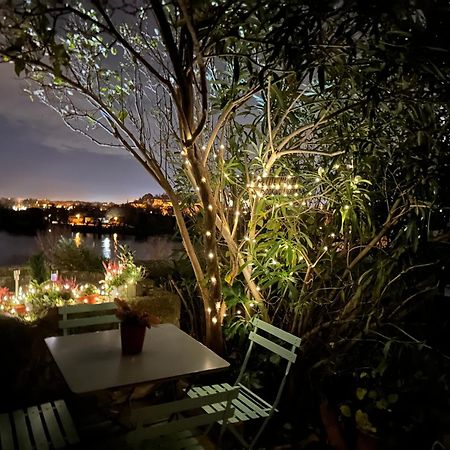 Charmante Petite Maison Avec Vue Panoramique, En Centre Historique, Proche D'Avignon, Ancienne, Renovee, Climatisee, Terrasse, Parking Public Gratuit Вильнёв-ле-Авиньон Экстерьер фото
